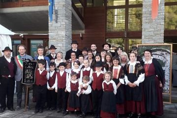 Trentennale del Gruppo Folkloristico &quot;I Fiour di Moun&quot;